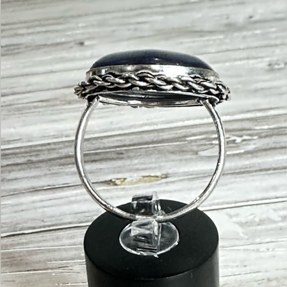 💕 Lapis gemstone ring stamped 925 silver plated size 8 - Picture 4 of 4